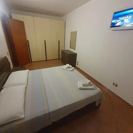 Apartment Via Taranto 65 *